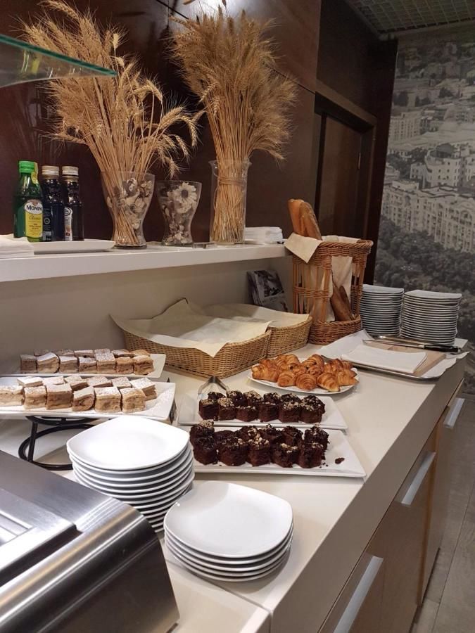 Отель Mercure Bucharest Unirii Бухарест-42
