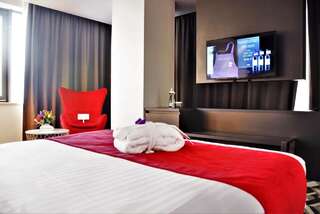 Отель Mercure Bucharest Unirii Бухарест Номер категории Privilege с кроватью размера "king-size"-4