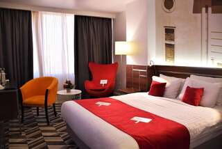 Отель Mercure Bucharest Unirii Бухарест Улучшенный двухместный номер с 1 кроватью-1