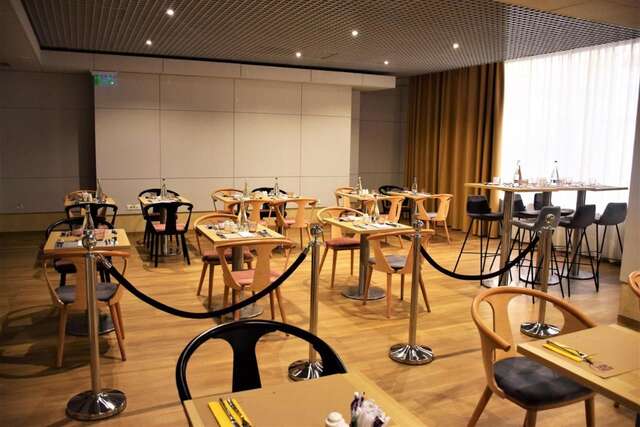Отель Mercure Bucharest Unirii Бухарест-15